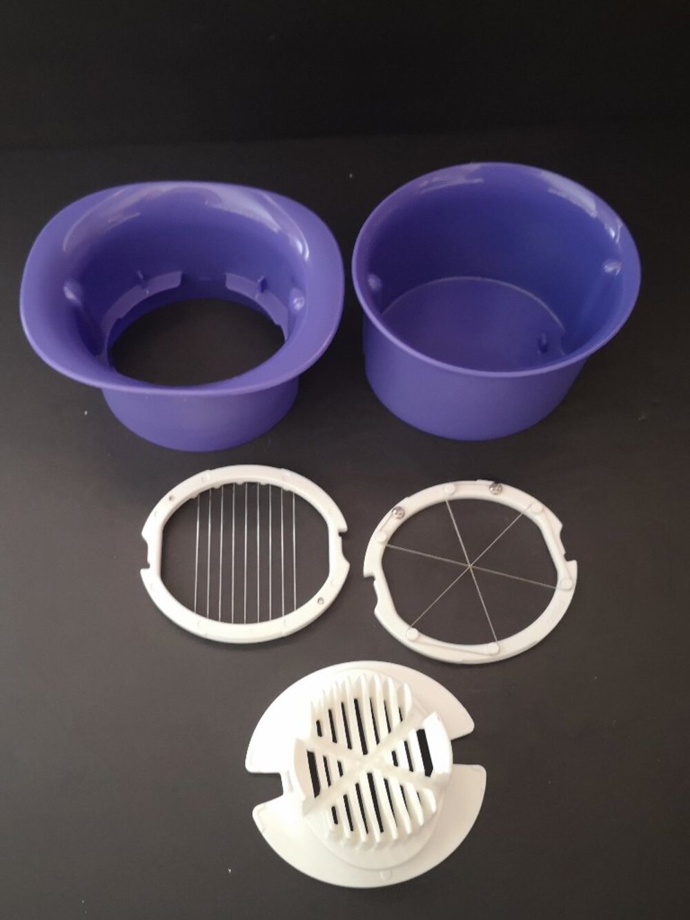 Tupperware Slice 'N Wedge Egg Slicer w/ Interchangeable Cutting Wires Purple